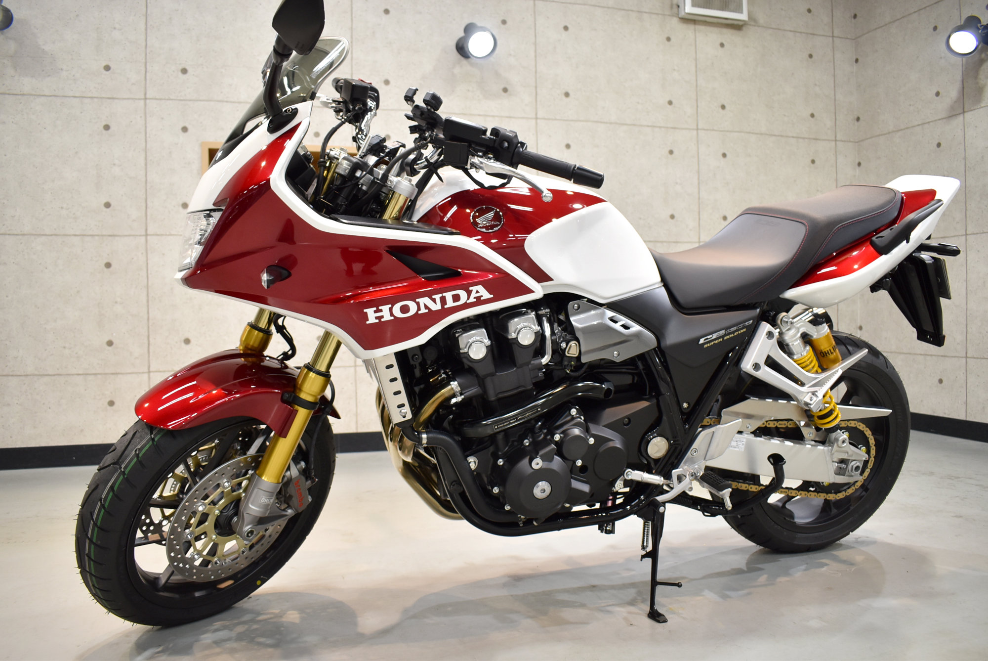 メインビジュアル1